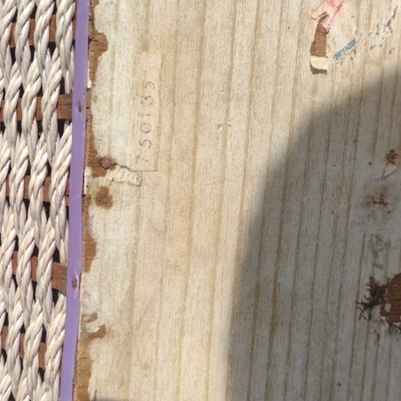 Vintage Woven Sewing Box with Satin Interior - Picture 3 of 3